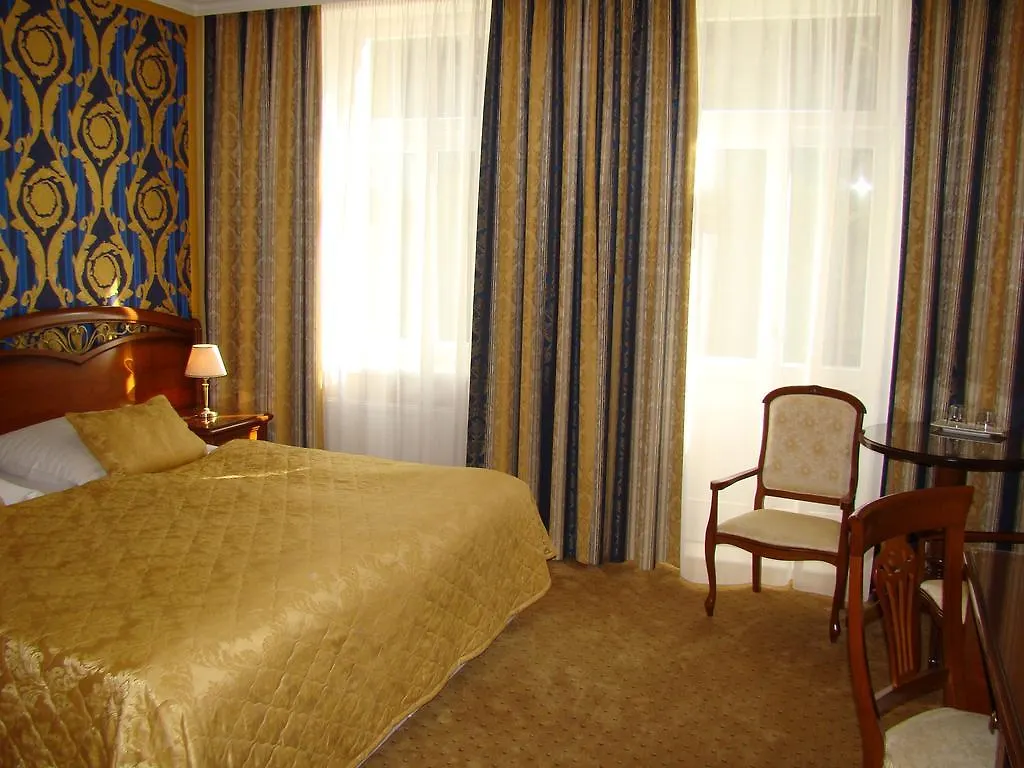 Hotel Saint Petersburg Karlsbad 3*,